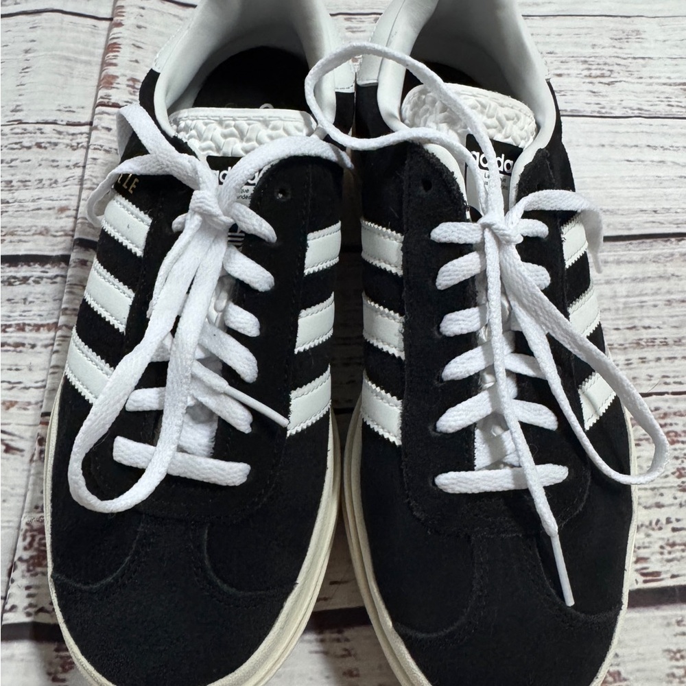 Adidas Gazelle Bold in Black and White womens size 5.5 NWOB - Picture 4 of 9